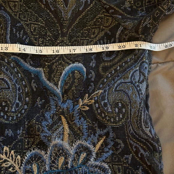 Coldwater creek embroidered jacket size large - Picture 5 of 6